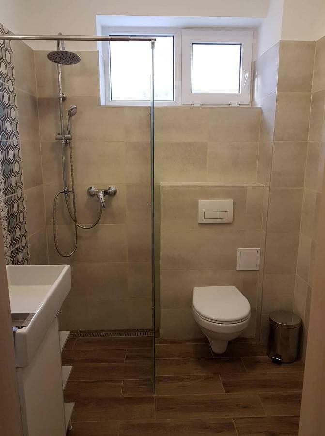 Heviz Springs Apartments - Alsópáhok Buitenkant foto